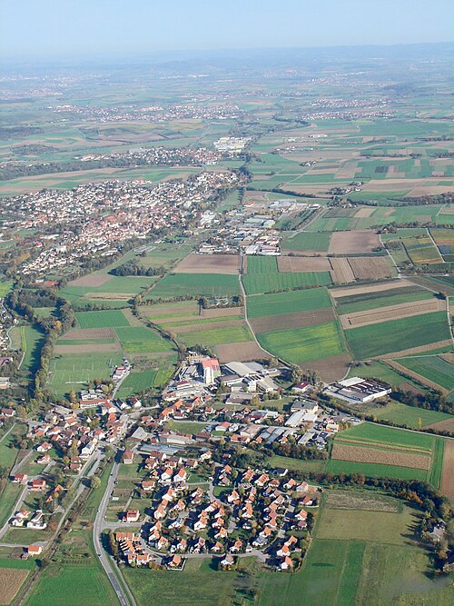 Pfaffenhofen, dahinter Güglingen, Frauenzimmern und Brackenheim